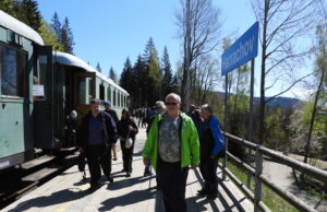 Podvod jako Brno, neuvěřitelné blamáže a kotrmelce předsedy ZO DOSIA pro BusLine KHK Jana Eyera Jan Eyer 26.4.2025 v dopravně Harrachov